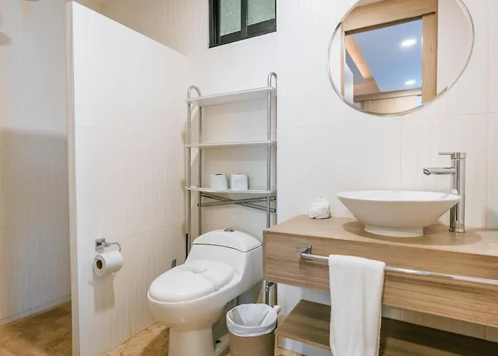 Spectacular Views And Comfort